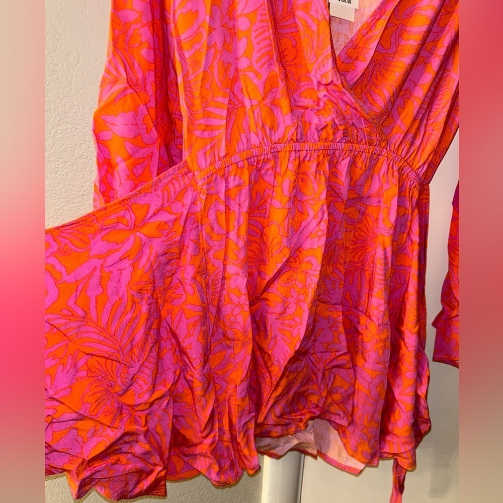 L Space Kristy Long Sleeve Faux-Wrap Cover-Up Dress Path to Paradise - Picture 9 of 11